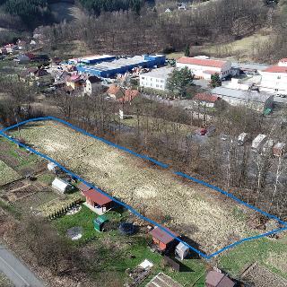 Prodej stavební parcely 2 411 m² Vsetín, Dlúhé