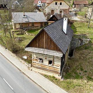 Prodej rodinného domu 140 m&sup2; Luhačovice