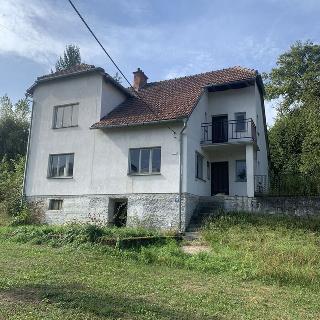 Prodej rodinného domu 121 m² Dešná