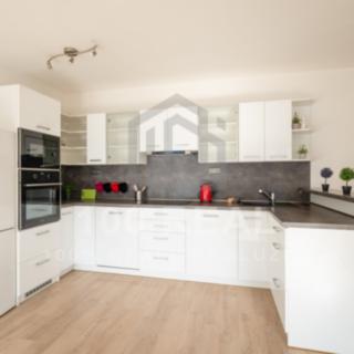 Pronájem bytu 2+kk 57 m² Hradec Králové Třebeš, Svatojánská