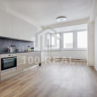 Pronájem bytu 3+kk 62 m&sup2; Hradec Králové