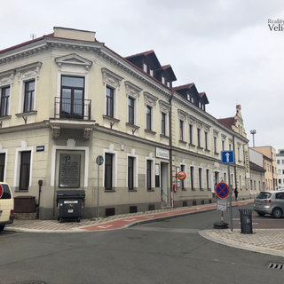 Pronájem kanceláře 38 m² Hradec Králové, Všehrdova