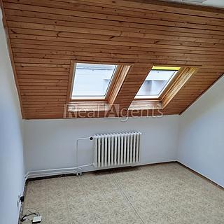 Pronájem kanceláře 10 m&sup2; Nový Jičín