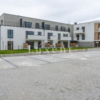 Prodej bytu 1+kk a garsoniéry 58 m² Kostelec nad Černými lesy, Pražská