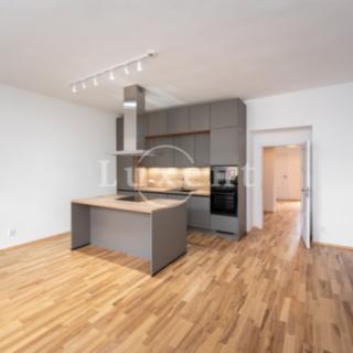 Pronájem bytu 2+kk 68 m² Praha