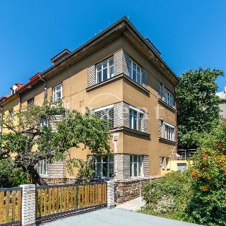 Prodej rodinného domu 359 m² Praha, Pod Krocínkou