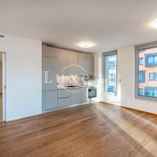 Pronájem bytu 2+kk 60 m² Praha, Kurta Konráda