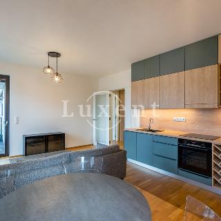 Pronájem bytu 2+kk 52 m² Praha, Sanderova