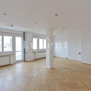 Pronájem kanceláře 324 m² Praha, Na příkopě