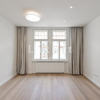 Pronájem bytu 3+kk 93 m² Praha, náměstí Jiřího z Poděbrad