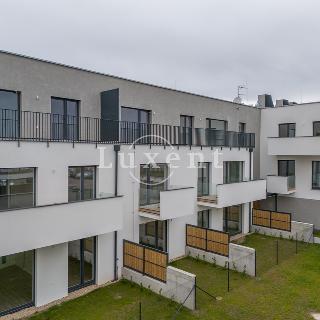 Prodej bytu 1+kk a garsoniéry 39 m² Kostelec nad Černými lesy, Pražská