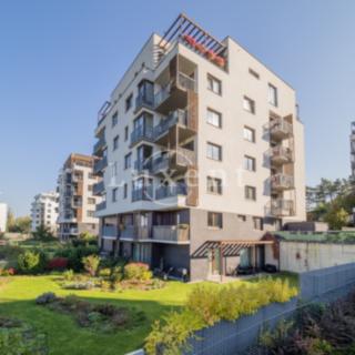 Pronájem bytu 4+kk 99 m² Praha Hrdlořezy, Učňovská