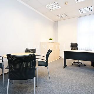 Pronájem kanceláře 666 m&sup2; Praha
