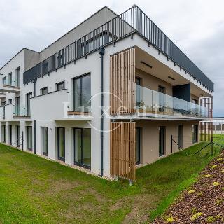 Prodej bytu 4+kk 209 m² Kostelec nad Černými lesy, Pražská