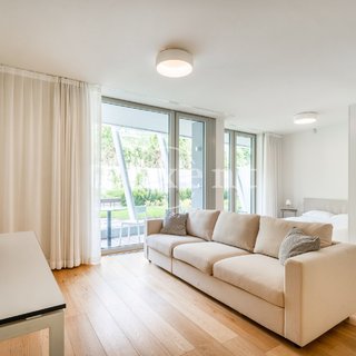 Pronájem bytu 1+kk a garsoniéry 89 m² Praha, Holečkova