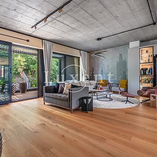 Prodej bytu 4+kk 191 m&sup2; Praha