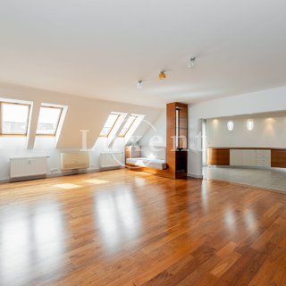 Prodej bytu 5+kk 194 m² Praha, Slavníkova