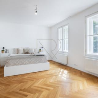 Prodej bytu 3+1 90 m² Praha Smíchov, Na Březince