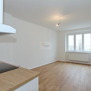 Pronájem bytu 3+kk 62 m&sup2; Praha