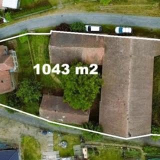 Prodej rodinného domu 197 m&sup2; Svojšice
