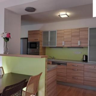 Pronájem bytu 3+kk 67 m² Praha Michle, Třeboňská