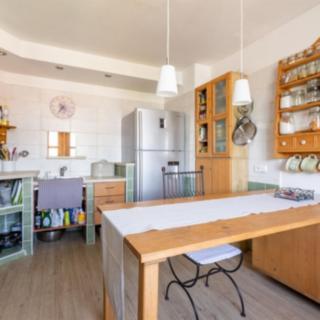 Prodej bytu 5+1 a více 114 m² Karlovy Vary, Fričova
