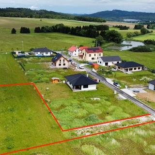 Prodej stavební parcely 1 821 m² Veselá