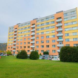 Prodej bytu 2+1 60 m² Hostinné, J. A. Komenského