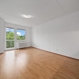 Pronájem bytu 1+kk a garsoniéry 28 m² Trutnov, Slévárenská