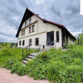 Pronájem rodinného domu 100 m² Bernartice
