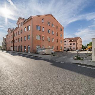 Prodej bytu 1+kk a garsoniéry 29 m² Šestajovice, Komenského