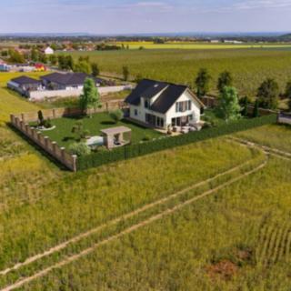 Prodej stavební parcely 1 376 m² Ostřešany