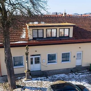 Prodej rodinného domu 190 m&sup2; Dolní Cerekev