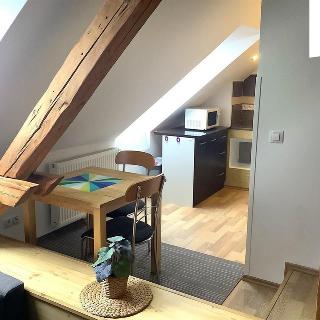 Pronájem bytu 2+kk 45 m² Plzeň, Květná