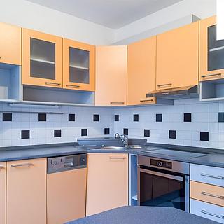 Pronájem bytu 3+1 57 m&sup2; Chrášťany
