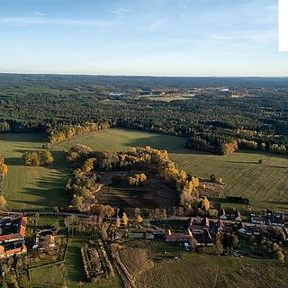 Prodej stavební parcely 1747 m&sup2; Chlum u Třeboně