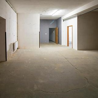 Pronájem obchodu 300 m&sup2; Třešť