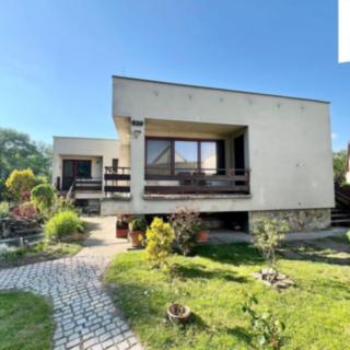 Prodej rodinného domu 300 m² Kostelec nad Labem, Labská