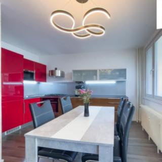 Pronájem bytu 3+kk 70 m² Pardubice, Družby