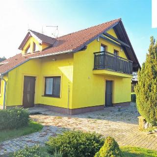 Prodej rodinného domu 168 m² Vroutek, Pod Hájem