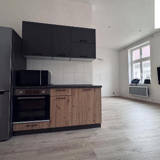 Pronájem bytu 1+kk a garsoniéry 41 m² Chomutov, Klostermannova