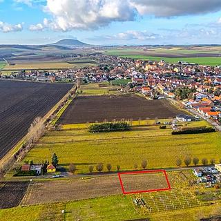 Prodej stavební parcely 1057 m&sup2; Cítov