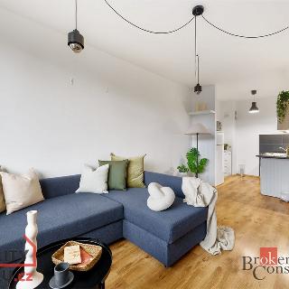 Prodej bytu 2+kk 38 m² Praha, Tenisová