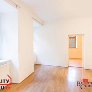 Pronájem bytu 2+kk 35 m² Brno
