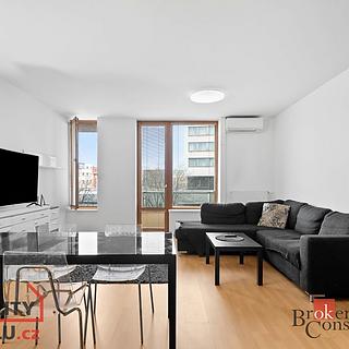 Prodej bytu 3+kk 103 m&sup2; Hradec Králové