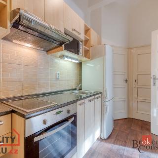 Pronájem bytu 2+1 45 m² Praha, Mahenova