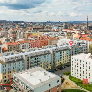 Pronájem bytu 1+kk a garsoniéry 35 m² Brno, Zderadova