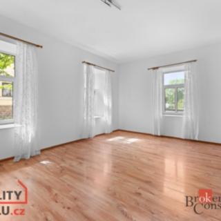 Pronájem bytu 2+1 62 m² Smiřice Rodov