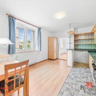 Prodej rodinného domu 242 m² Chrást, Vilová