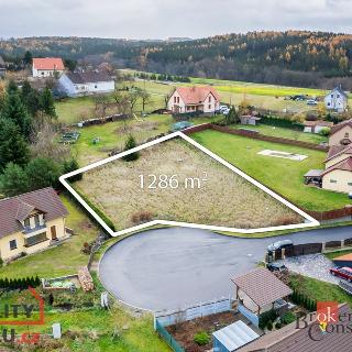 Prodej stavební parcely 1 286 m² Hluboš, 